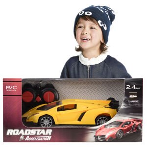 1:16,2.4 Uzaktan Kumandalı Şarjlı,Farı Yanan Lamborghini Araba